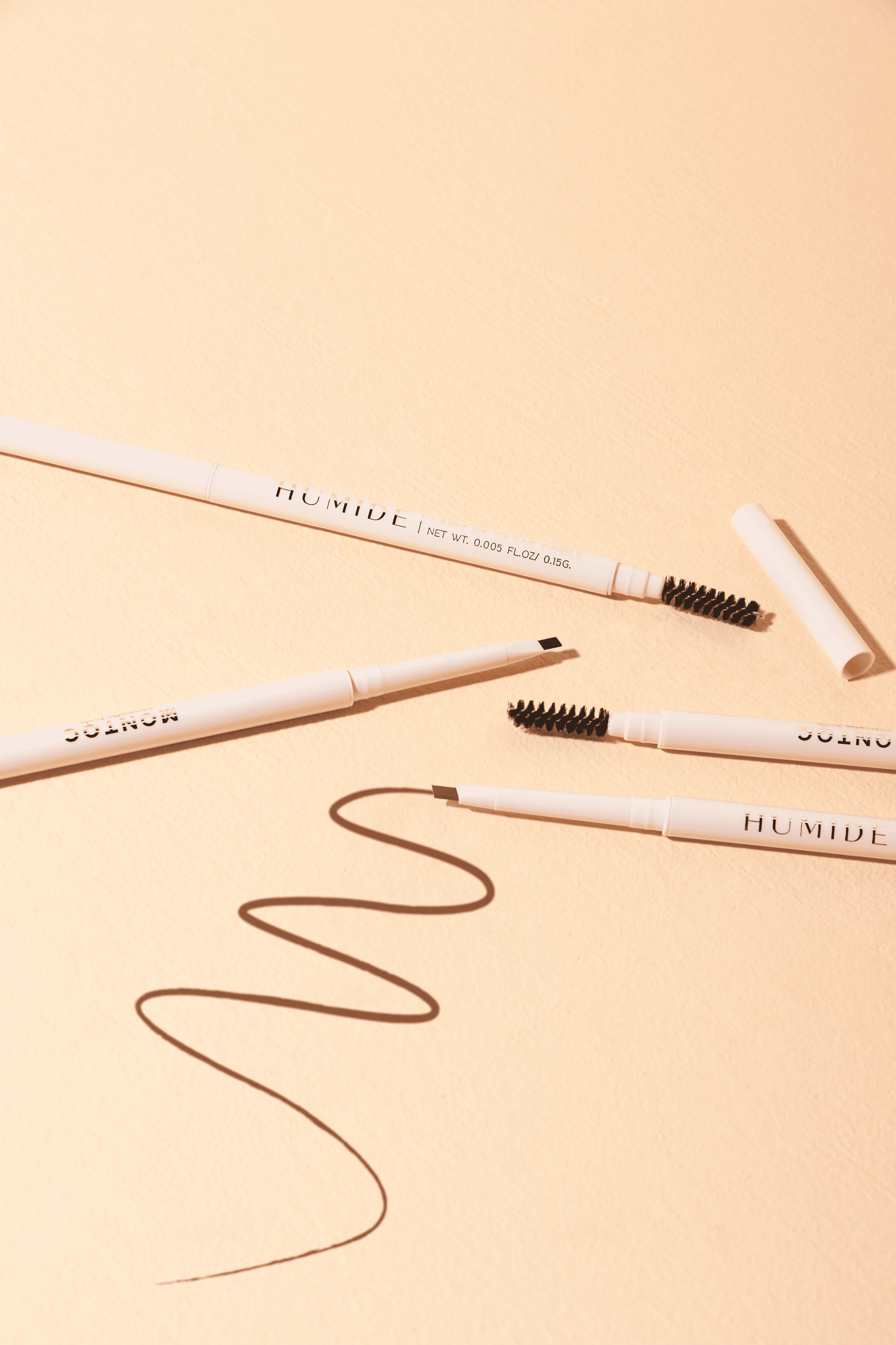 Humide Lápiz Retráctil Para Cejas Montoc - Image 13